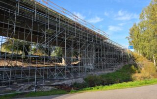 CUPLOK formställning och portal över järnväg vid reparation av kantbalk.